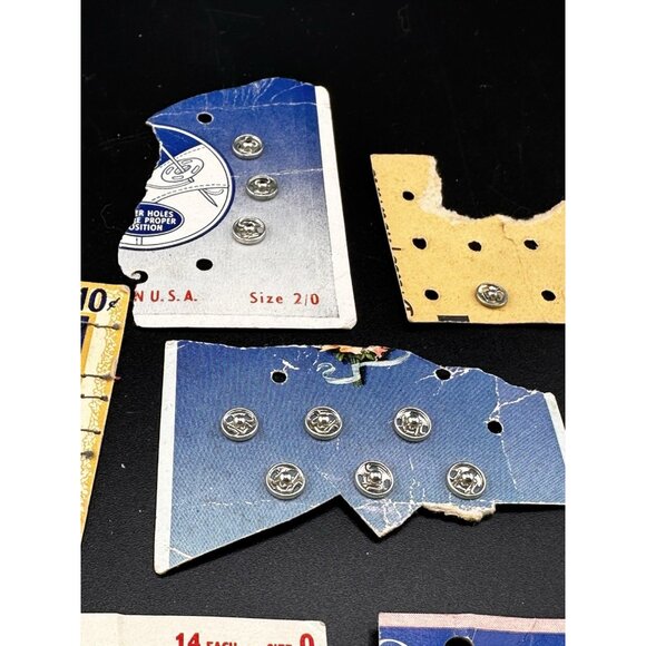 Vintage Sewing Supplies Snap Fasteners Latches Hooks Eyes Loops Prims Clinton - Picture 7 of 8